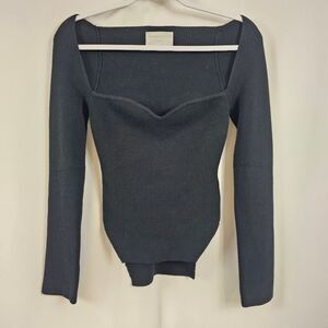 Modern Citizen Ribbed Knit Long Sleeves Sweater in Black - Size M